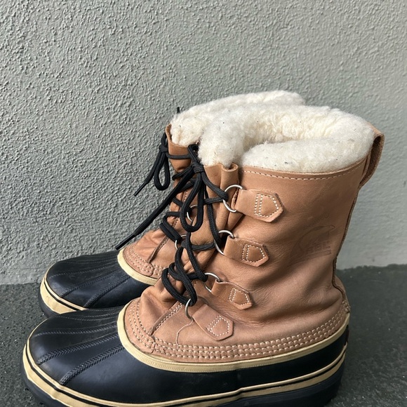 Sorel Caribou Boots Men\'s Size 10 Snow Gorpcore Outdoor Hiking Camping main image 3